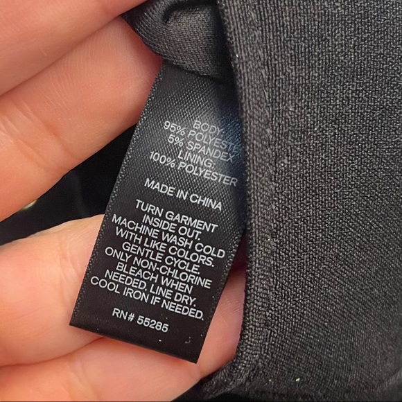 Express Mini Skirt Black size 4 - Picture 4 of 6